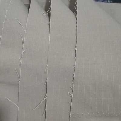 緑色 透気性 100% 綿 カモ リップストップ 綿 固体染色布 作業服