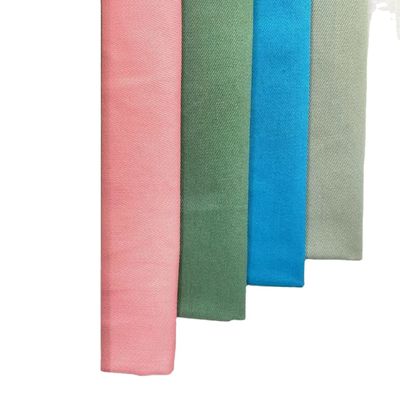 柔らかい耐久性のある病院 ホワイト 看護師 医者の制服 医療従事者のための布
