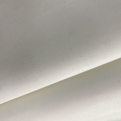 無料サンプル 白く染められた織物 アラビック トーベ 布 東洋服 トーベ用の100プラエスター