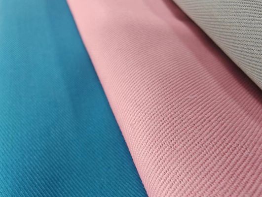 輸出標準100%ポリエステル内膜 210T タフェタ パーソナライズされた色布