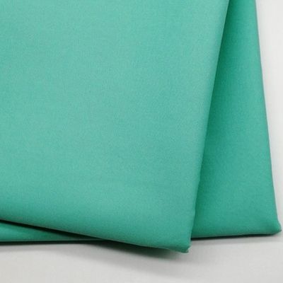 カスタマイズされた色 170-200gm スクラブ 医療ユニフォームと外科服のための布 メイド
