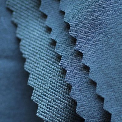 シンプルスタイル 100% ポリエステル トワイル ガバードイン ワークウェア 布 パーソナライズされた注文